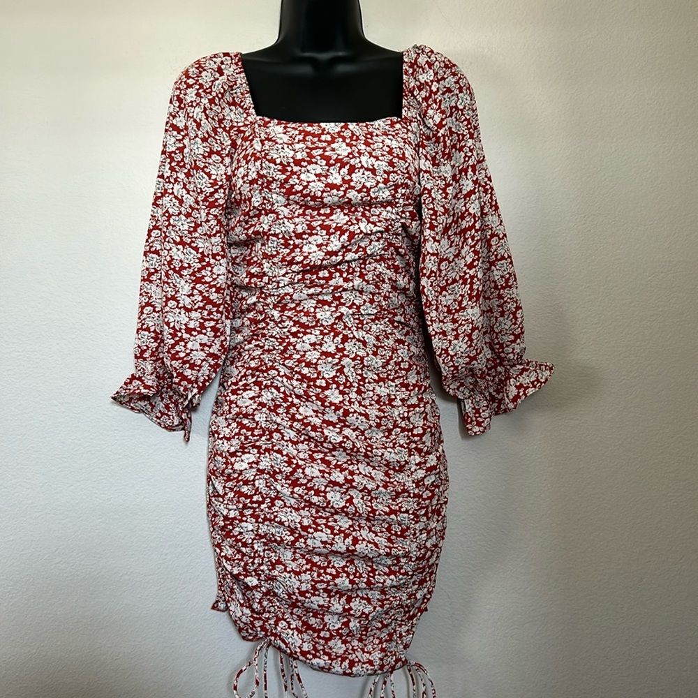 Blush J Red And White Floral Print Square Neck Ruched Smocked Mini Dress